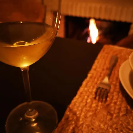 Centrica, Con Aparcamiento, Chimenea Y Con Vistas * Ronda